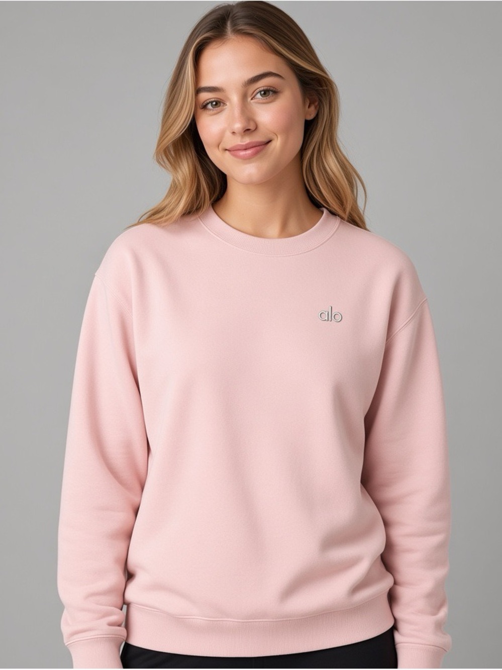 ALO Yoga Cozy Crewneck Sweatshirt - Light Pink